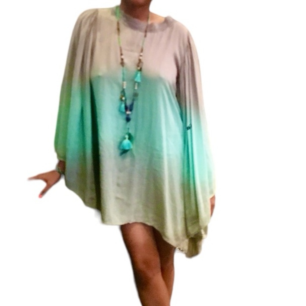 COMKNG SOON!!! Caftan dress with deep back V. Butterfly sleeves. Green/grey. s/m